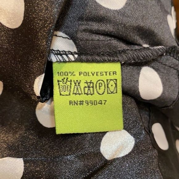 Sleeveless dress top - Picture 4 of 4